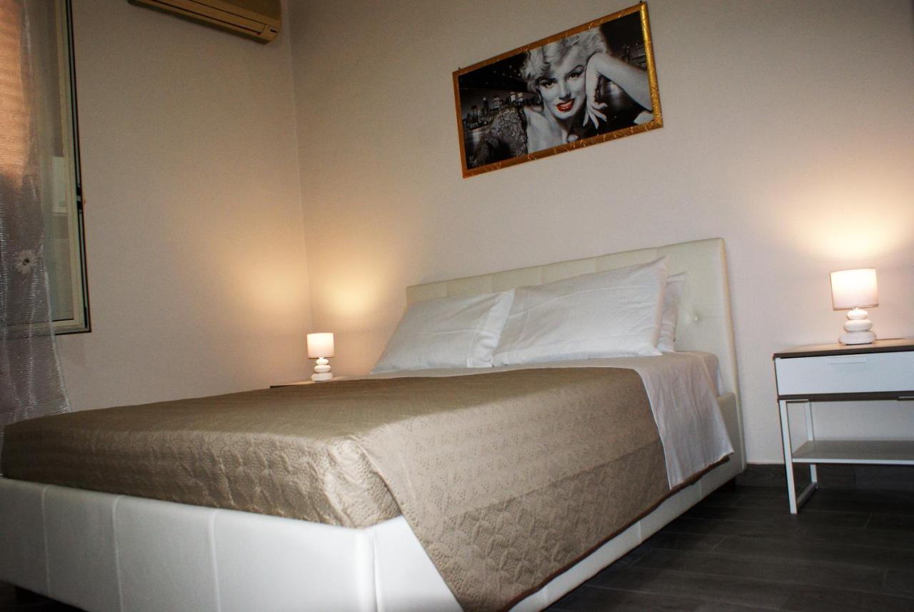 B&B Metropolitan Rc Reggio di Calabria Bagian luar foto